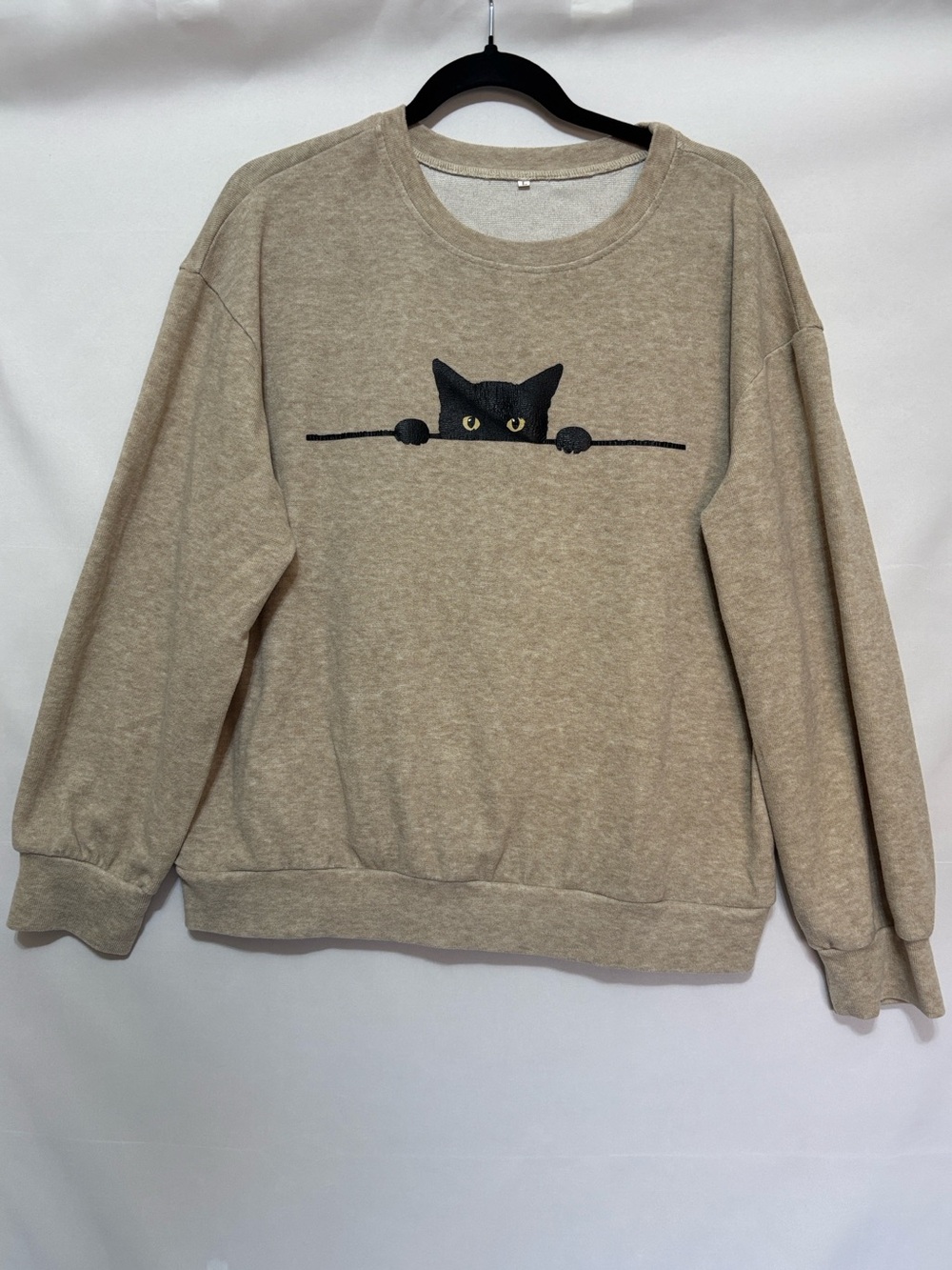 Cat watching cozy casual Sweatshirt - oatmeal